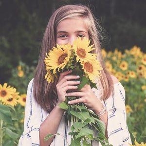 Meet your Posher, Angela